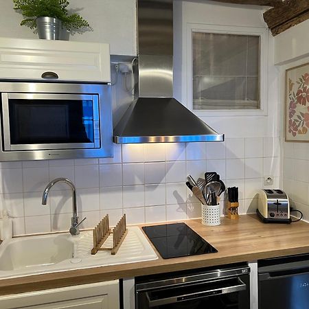 Une Pause Chez Julien, Appartement Lumineux Et Idealement Situe! 翁弗勒尔 外观 照片