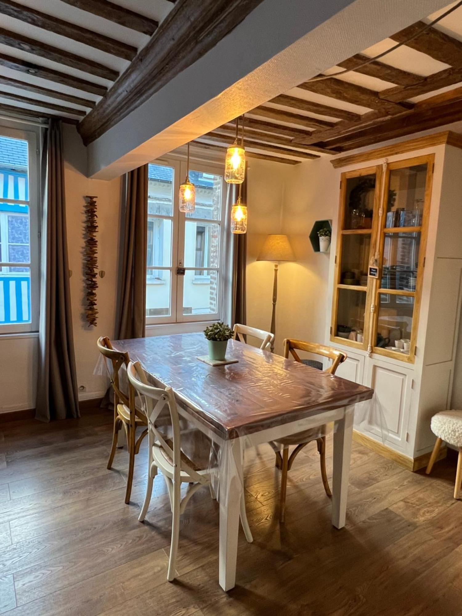Une Pause Chez Julien, Appartement Lumineux Et Idealement Situe! 翁弗勒尔 外观 照片
